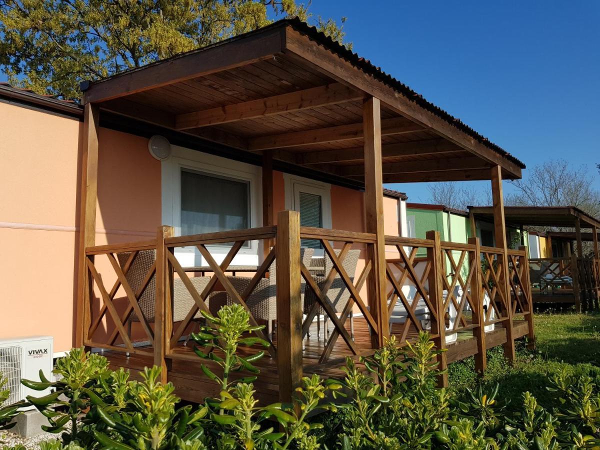פורץ Naturist Mobile Homes Eden In Fkk Ulika מראה חיצוני תמונה