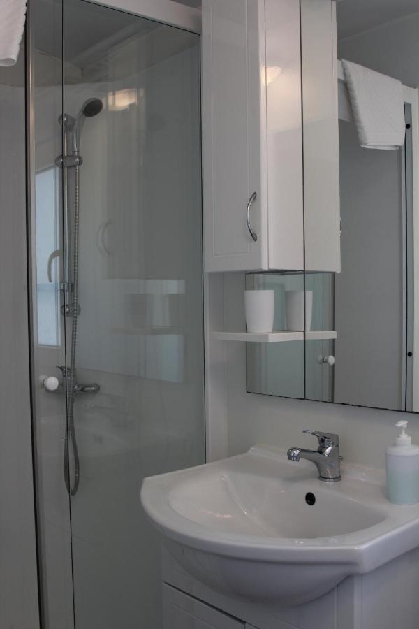 פורץ Naturist Mobile Homes Eden In Fkk Ulika מראה חיצוני תמונה
